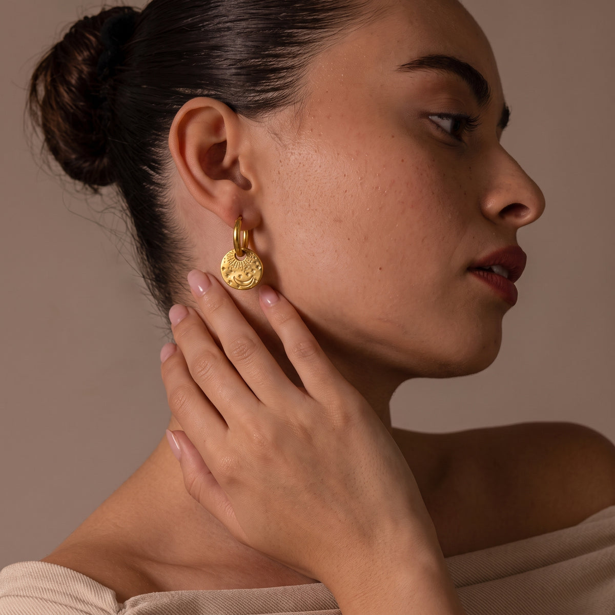 Luna Hoops
