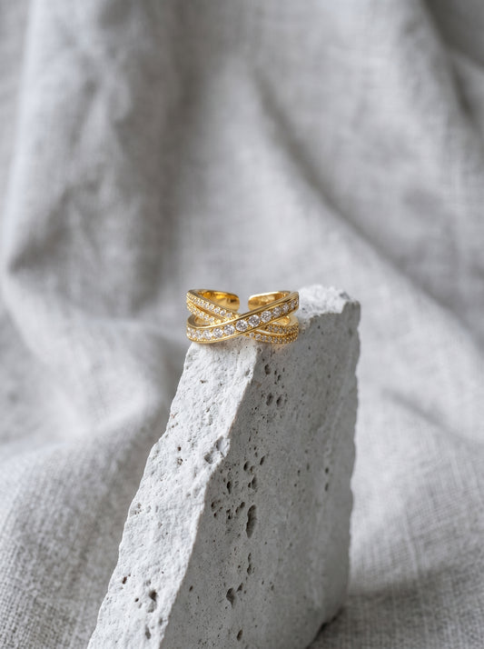 Crystal Crossover Ring