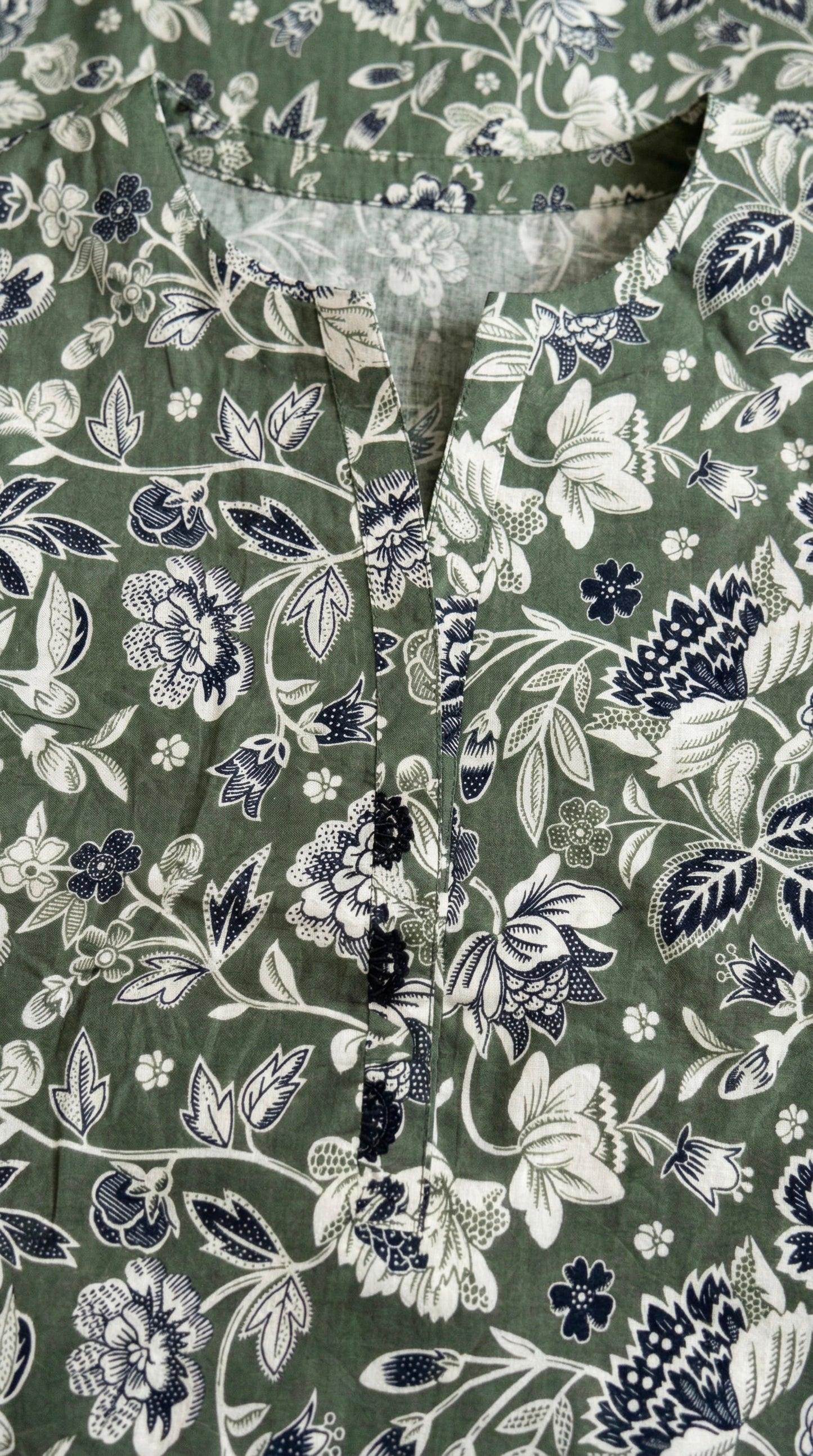 2-Piece Lawn Suit with Farshi Shalwar