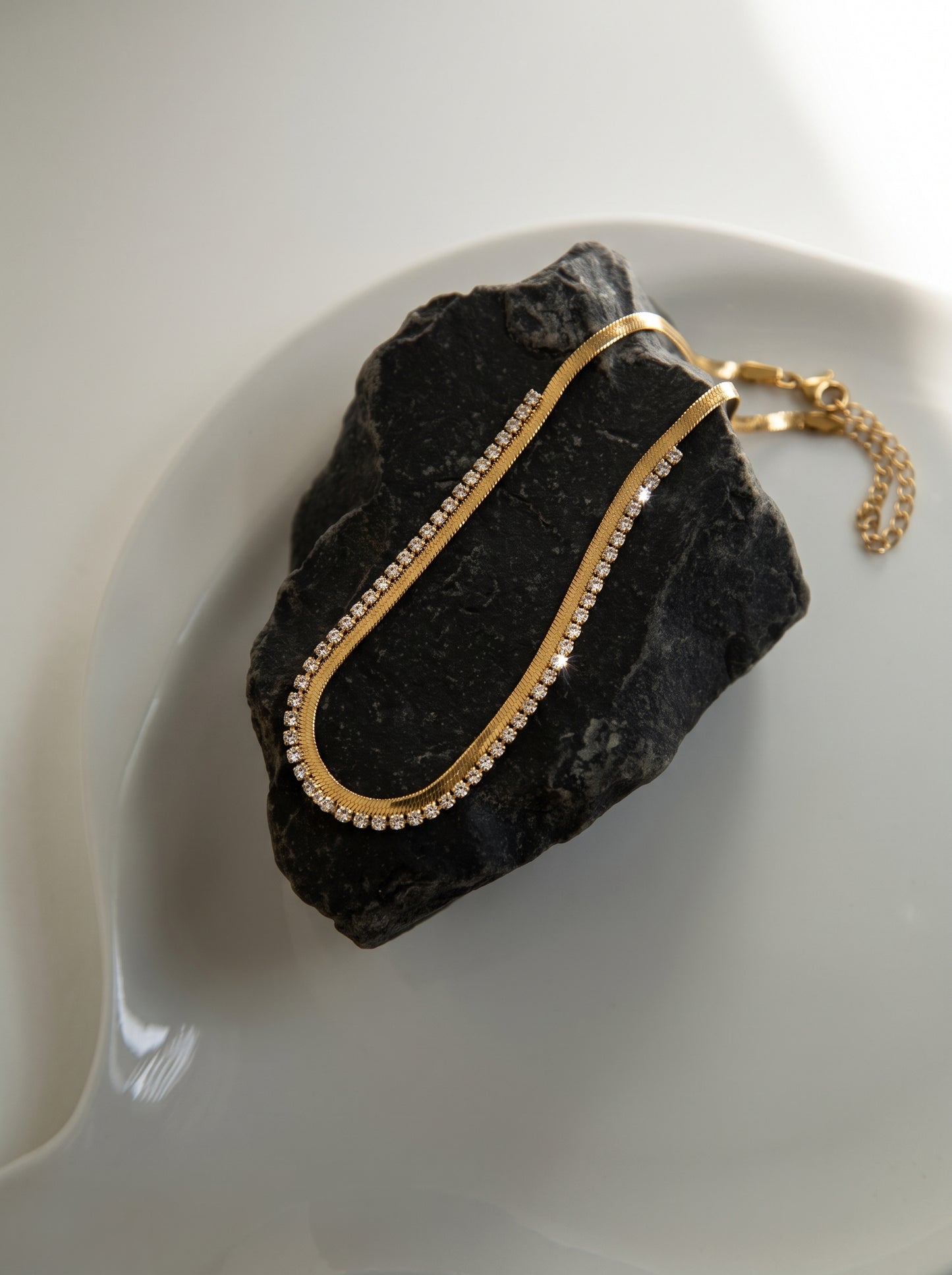 Lumière Choker
